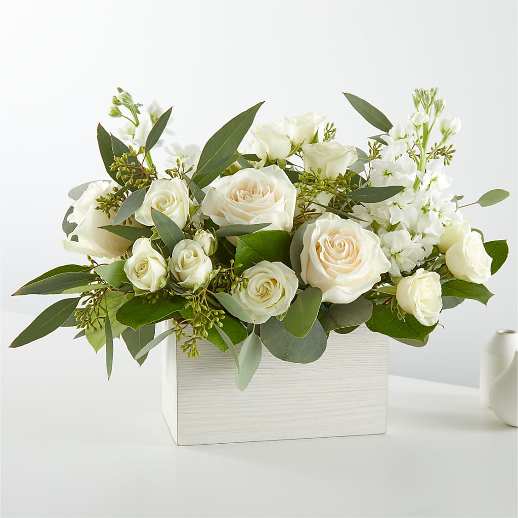 Fresh Linen Box Bouquet – Guru Flowers, Port Saint Lucie FL