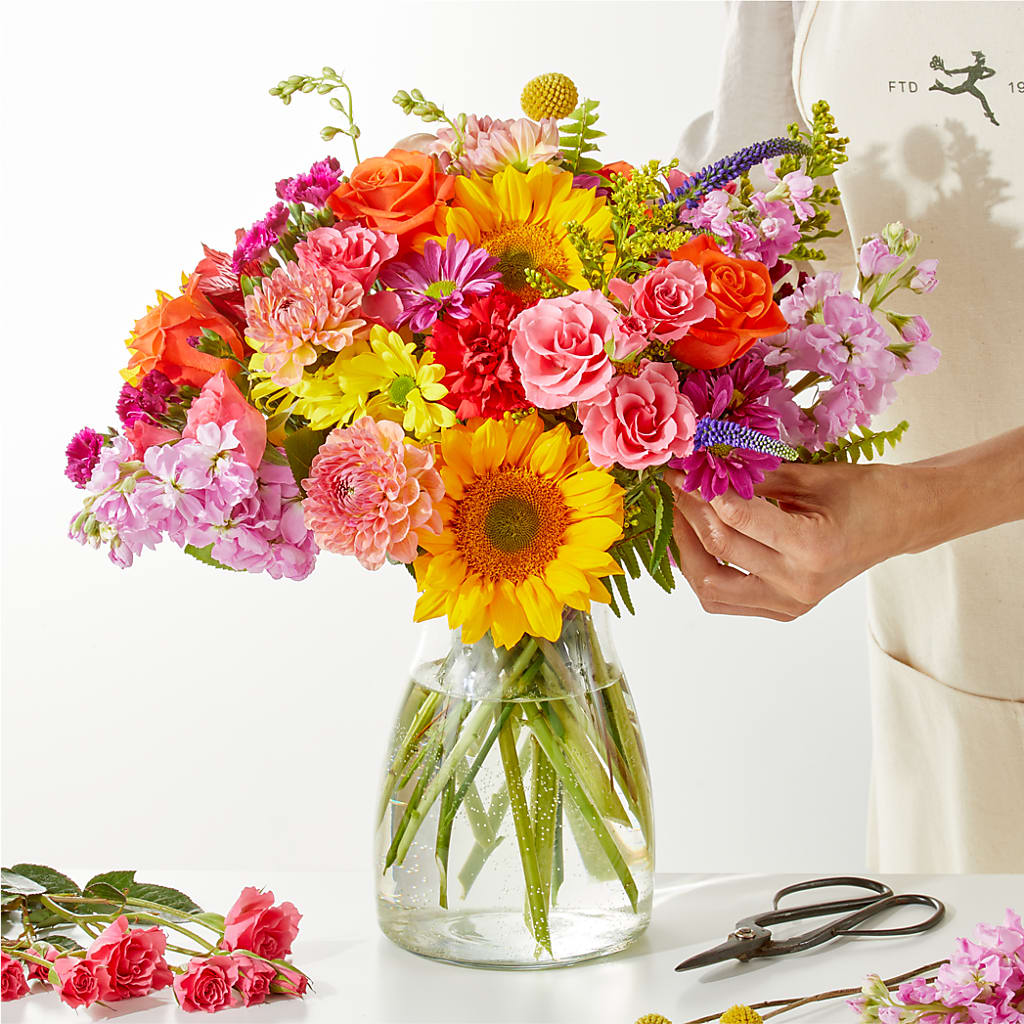 Cue the Confetti - A Florist Original – Guru Flowers, Port Saint Lucie FL