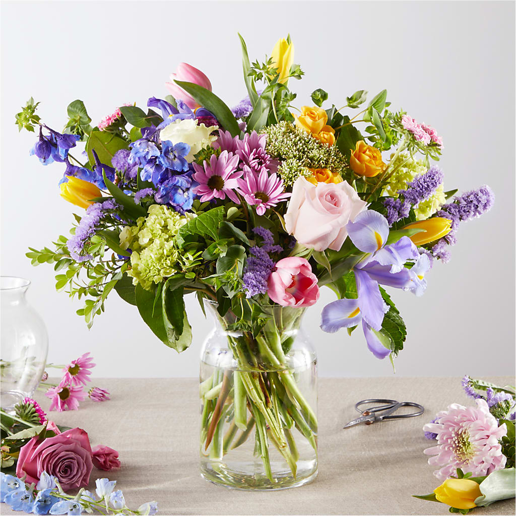 Pastel Tradition - A Florist Original – Guru Flowers, Port Saint Lucie FL