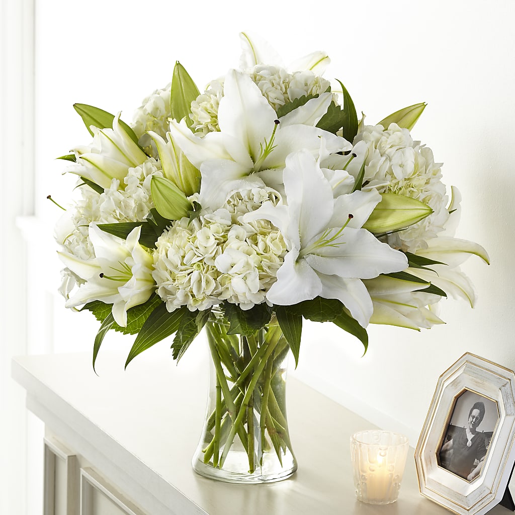Compassionate Lily Bouquet – Guru Flowers, Port Saint Lucie FL