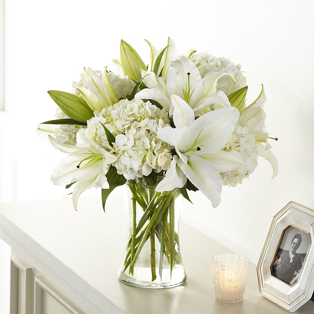 Compassionate Lily Bouquet – Guru Flowers, Port Saint Lucie FL