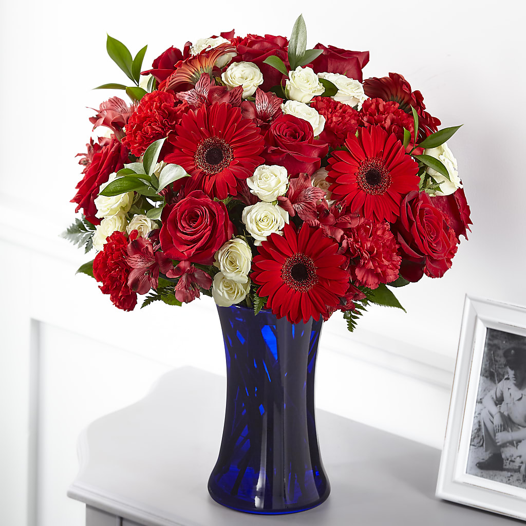 Hearts Embrace Bouquet – Guru Flowers, Port Saint Lucie FL