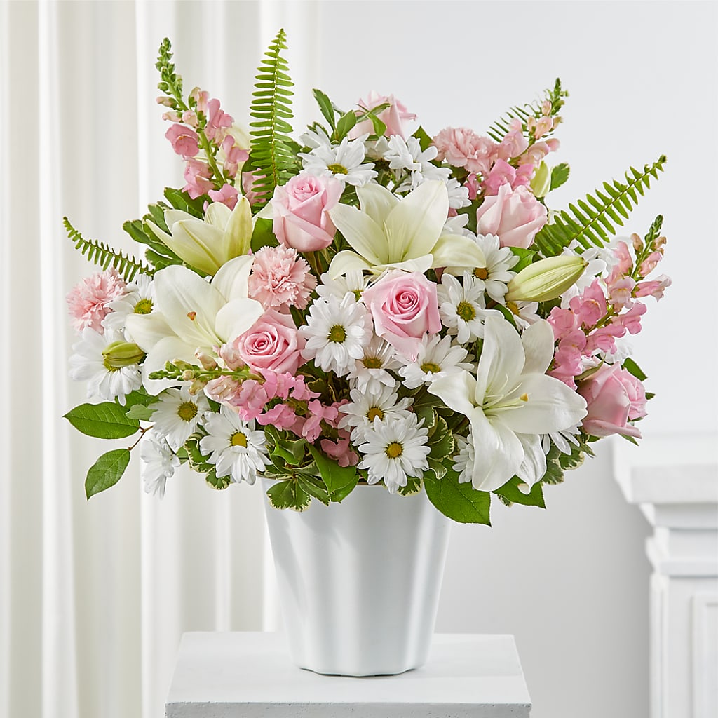 Soft Touch Tabletop Basket – Guru Flowers, Port Saint Lucie FL