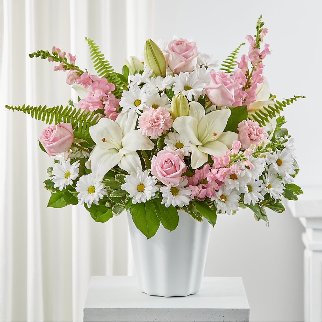 Soft Touch Tabletop Basket – Guru Flowers, Port Saint Lucie FL