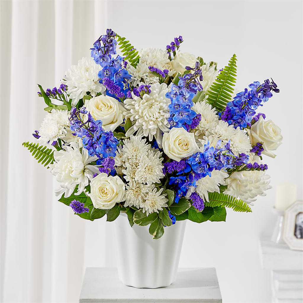 Hold Dear Tabletop Basket – Guru Flowers, Port Saint Lucie FL
