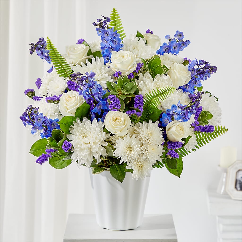 Hold Dear Tabletop Basket – Guru Flowers, Port Saint Lucie FL