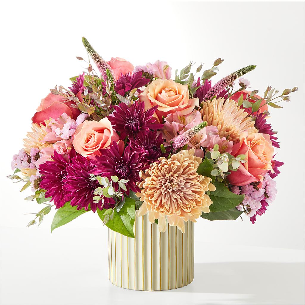 Berry Cobbler Bouquet with Ivory Vase – Guru Flowers, Port Saint Lucie FL
