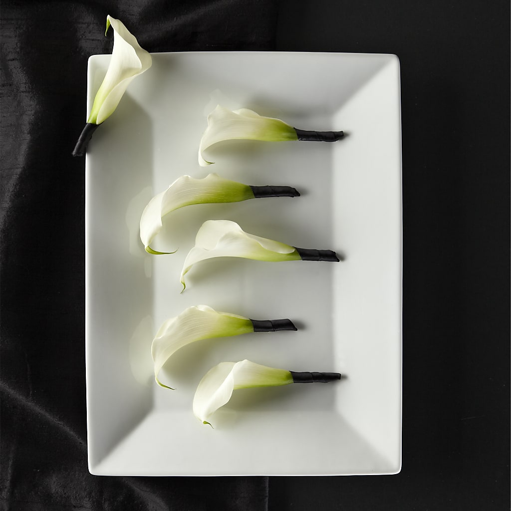 Calla Lily Promise Boutonniere – Guru Flowers, Port Saint Lucie FL