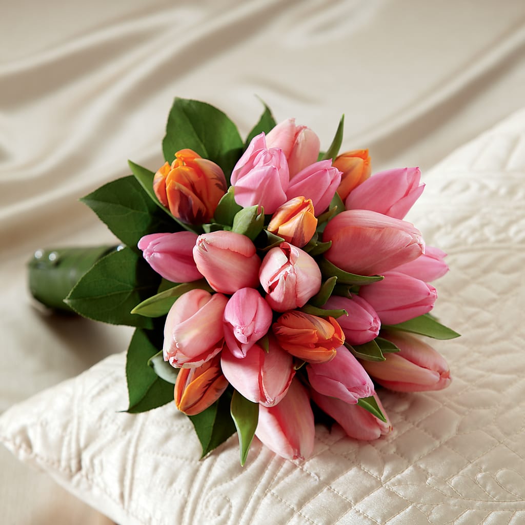 Embraceable Bouquet – Guru Flowers, Port Saint Lucie FL