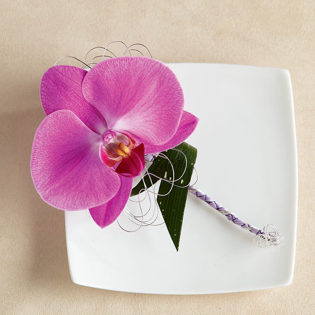 Glorious Boutonniere – Guru Flowers, Port Saint Lucie FL