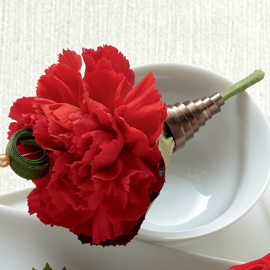 Red Carnation Boutonniere – Guru Flowers, Port Saint Lucie FL