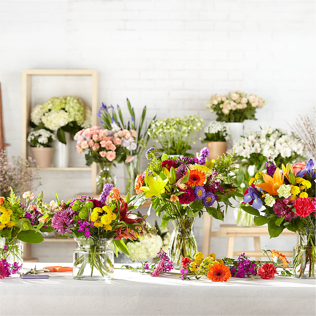 Bold & Bright – A Florist Original –  Guru Flowers, Port Saint Lucie FL
