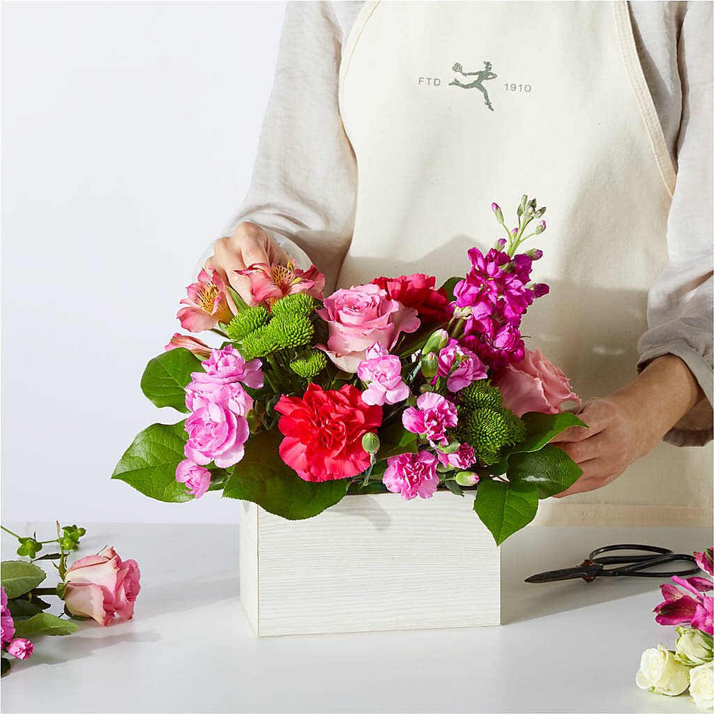 Sweetberry Box – A Florist Original –  Guru Flowers, Port Saint Lucie FL