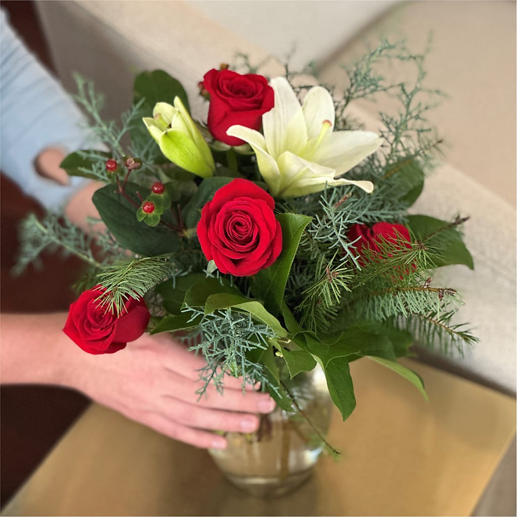 Glittering Lights Bouquet –  Guru Flowers, Port Saint Lucie FL