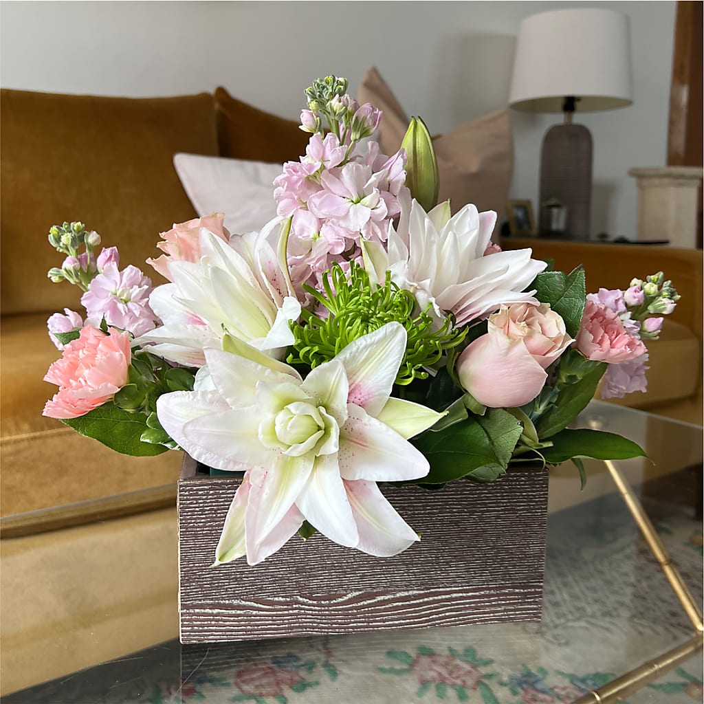 Beautiful Spirit Basket –  Guru Flowers, Port Saint Lucie FL
