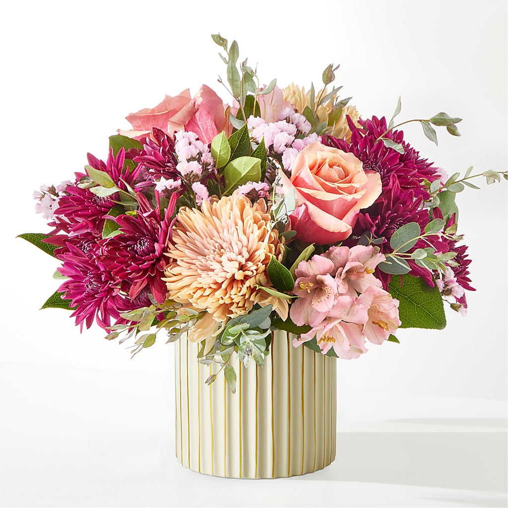 Berry Cobbler Bouquet with Ivory Vase –  Guru Flowers, Port Saint Lucie FL