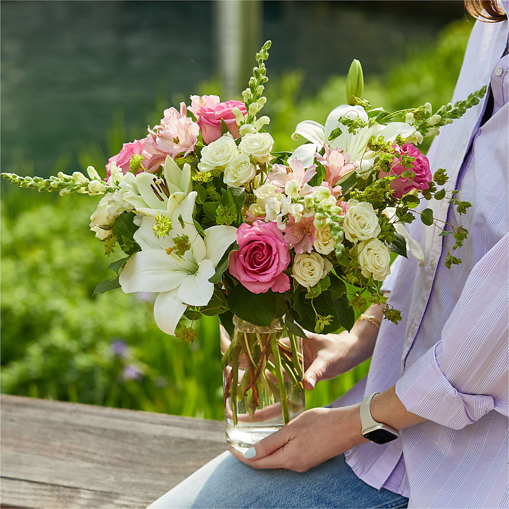 Fondly Bouquet –  Guru Flowers, Port Saint Lucie FL