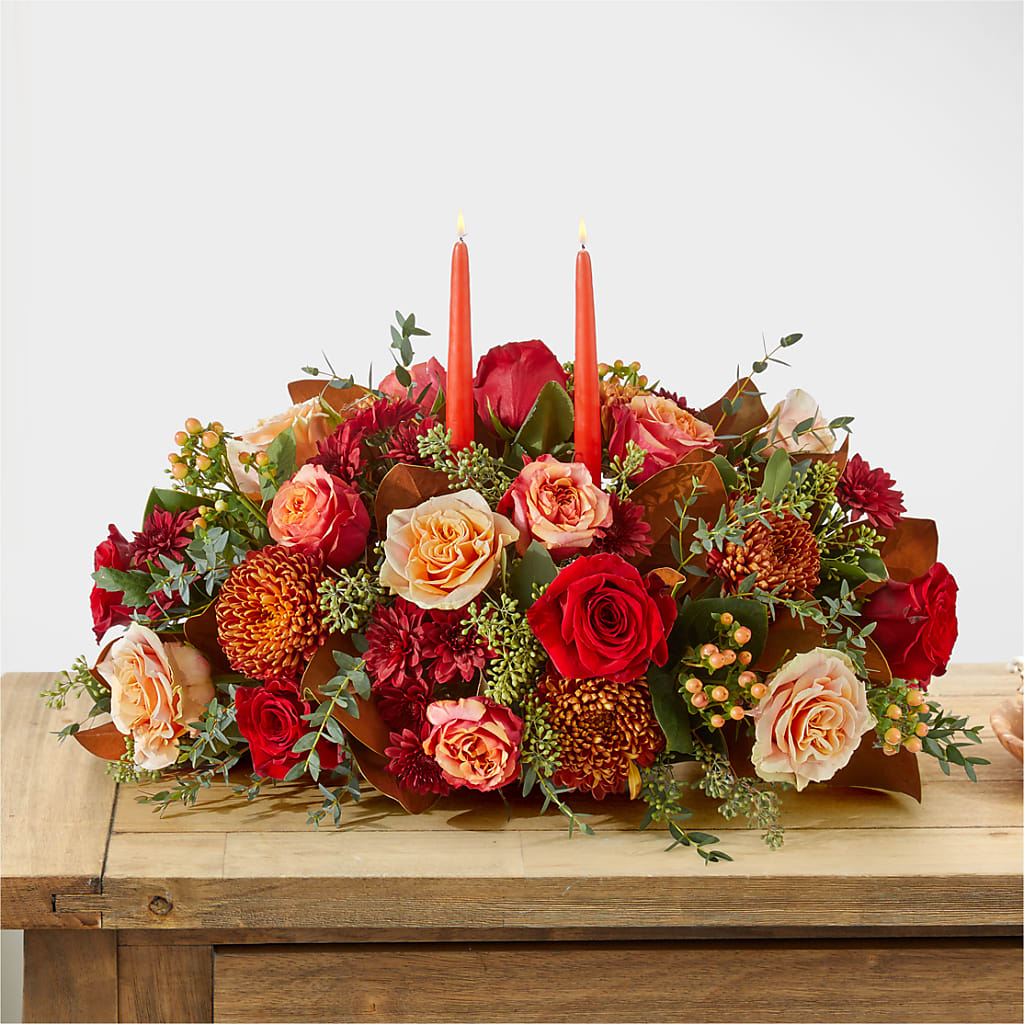 Gather Near Centerpiece –  Guru Flowers, Port Saint Lucie FL