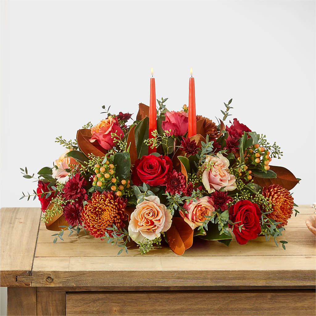 Gather Near Centerpiece –  Guru Flowers, Port Saint Lucie FL